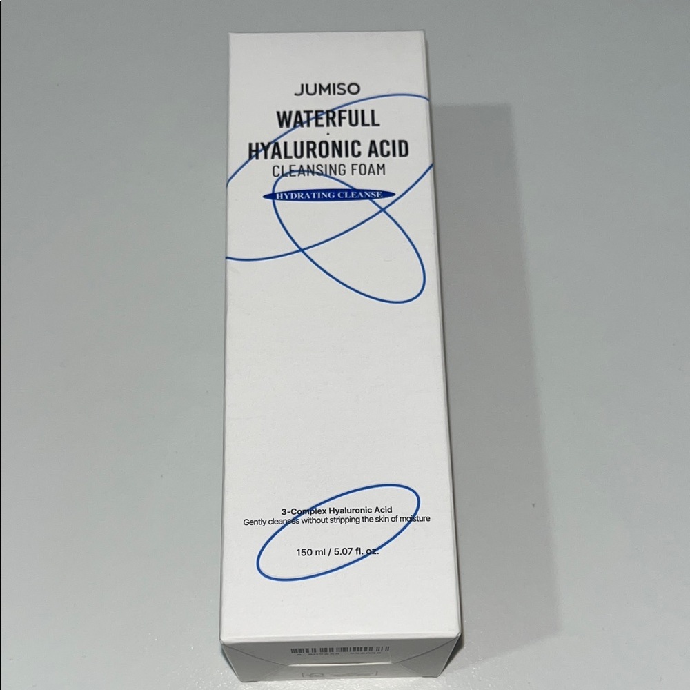 BNIB Jumiso Waterfull Hyaluronic Acid Cleansing Foam - White
